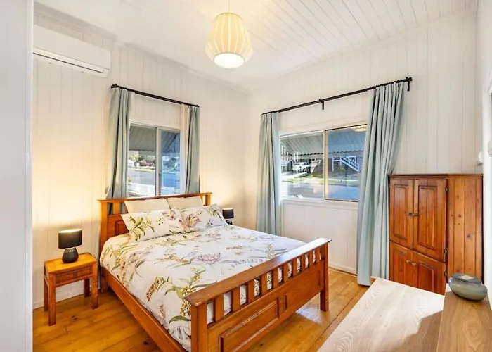 Family Friendly Cozy 4Br House At Annerley